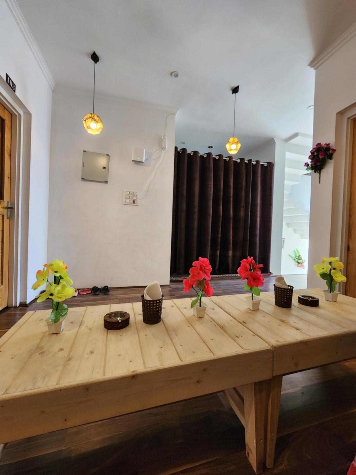Serenity Inn Home Stay Srinagar  Exterior photo